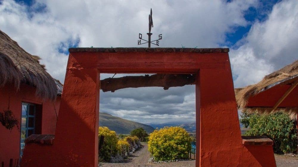 L'hacienda El Porvenir au milieu de quatre volcans au sud de Quito.