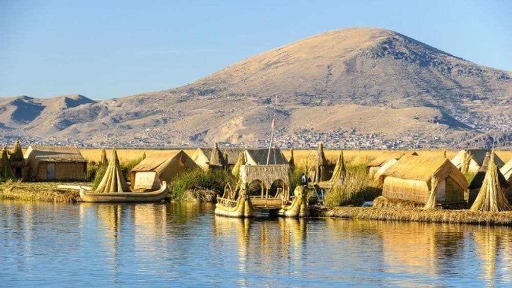 Les îles flottantes d'Uros