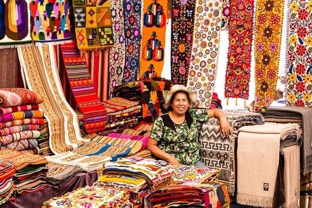 Marché de Pisac, lieu haut en couleurs