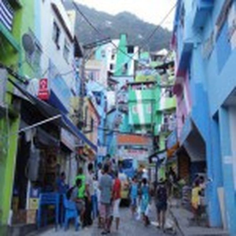 Favela-150x150