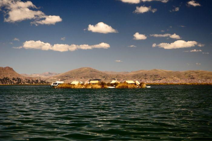 Bienvenue au lac Titikaka !!