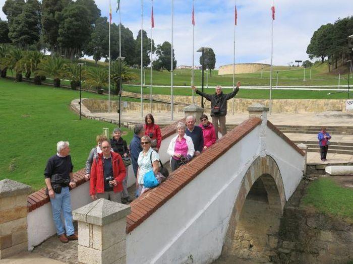 Le groupe sur le Pont de Boyac