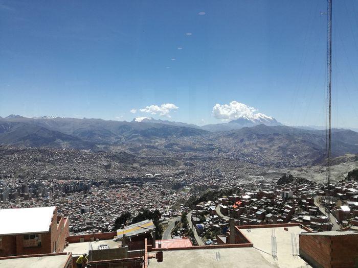 La Paz, avec au fond les monta